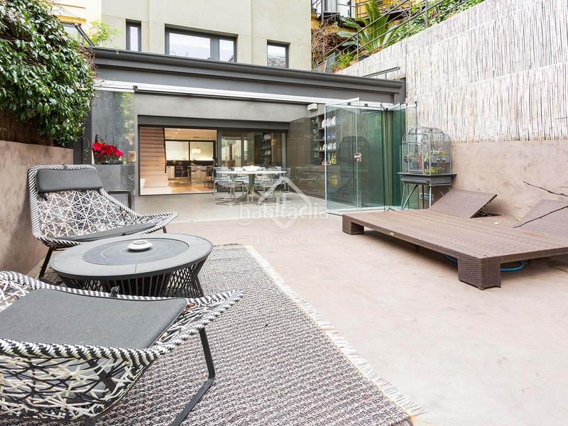 Foto 00063ab2-dfc1-4b0b-a7aa-2db8c5f83660. Chalet con parcheggio in Sant Gervasi - Bonanova Barcelona