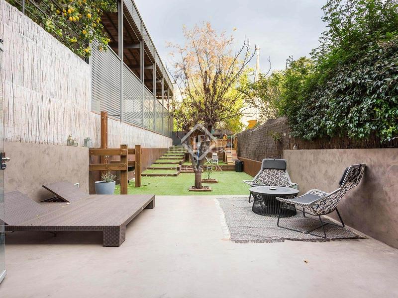 Foto 34f772c9-c762-4da6-93a7-49bc43273845. Chalet con parcheggio in Sant Gervasi - Bonanova Barcelona