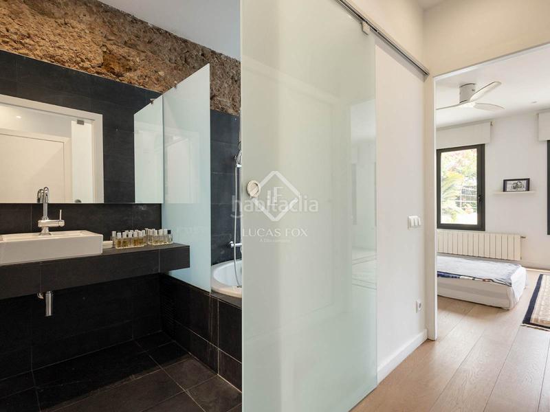 Foto cfd7a992-a36a-41b2-b0f8-e7598fd772b9. Chalet con parcheggio in Sant Gervasi - Bonanova Barcelona