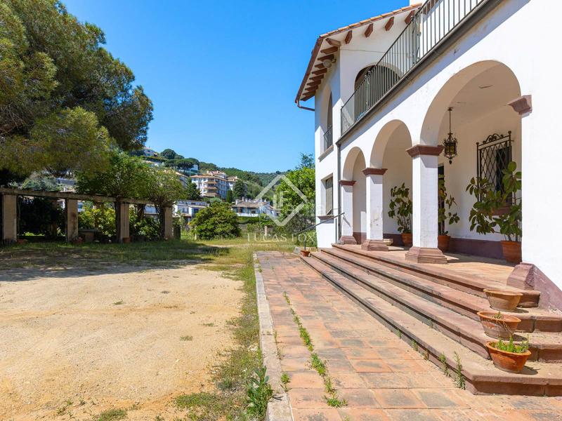 Foto 1e37d0fa-1d6c-41bb-9692-8ec0e8759d38. Masía casa rural de 10 dormitorios con 27,090m de jardín en venta , barcelona en Alella