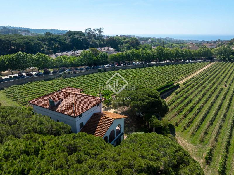 Foto 252a5162-cfc3-493a-b1da-33f8dd33b3f5. Masía casa rural de 10 dormitorios con 27,090m de jardín en venta , barcelona en Alella