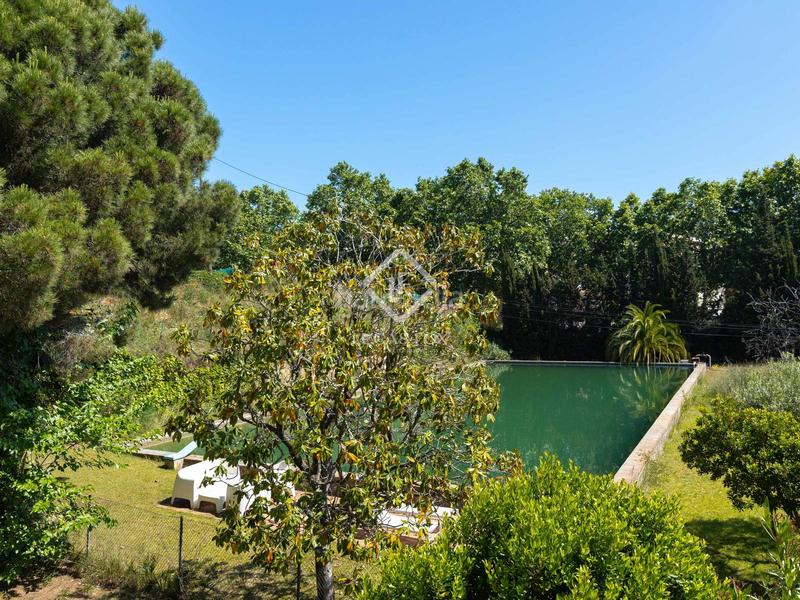 Foto 91a9eefb-470b-418a-a210-2d86f9c18285. Masía casa rural de 10 dormitorios con 27,090m de jardín en venta , barcelona en Alella