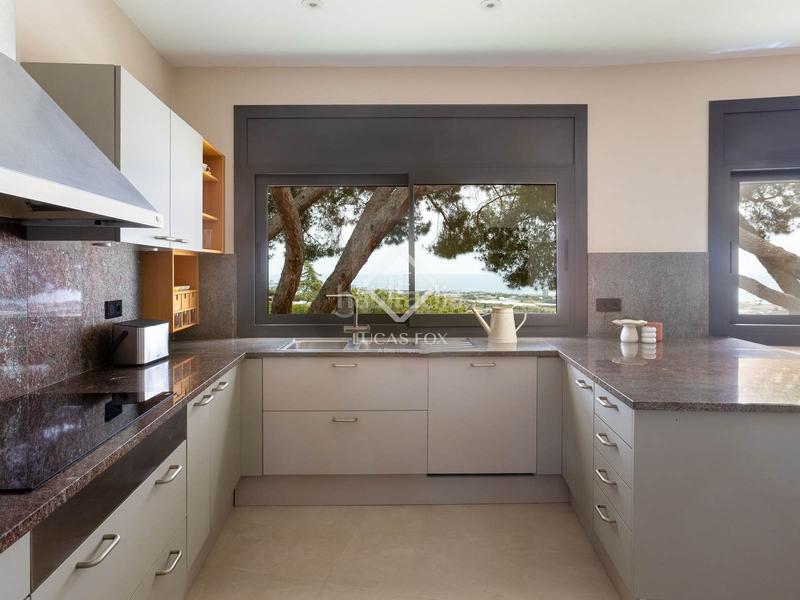 Foto d9e4f23a-9474-4ec0-9409-fe3ee35f7c92. Xalet amb calefacció aparcament piscina a Cabrils