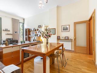 Pis a Dreta de l´Eixample. En venta excepcional propiedad de cuatro dormitorios en el codic