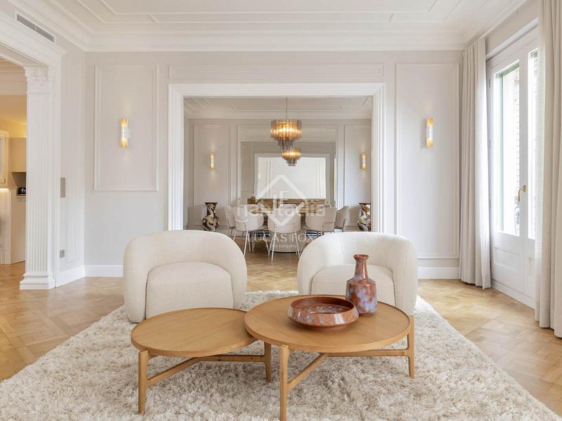 Foto 0f48bfd9-e3ce-48f4-8cf1-aa9a365e136d. Piso  en venta completamente renovado con 3 dormitorios en suite y vistas despejadas en sant gervasigalvany. en Barcelona