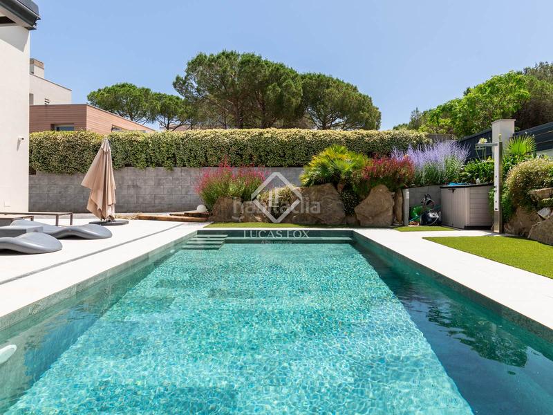 Foto 10eee5f7-08b9-4377-9eb2-3be8fa7c9d9f. Chalet casa en excelentes condiciones de 8 dormitorios en venta en Begues