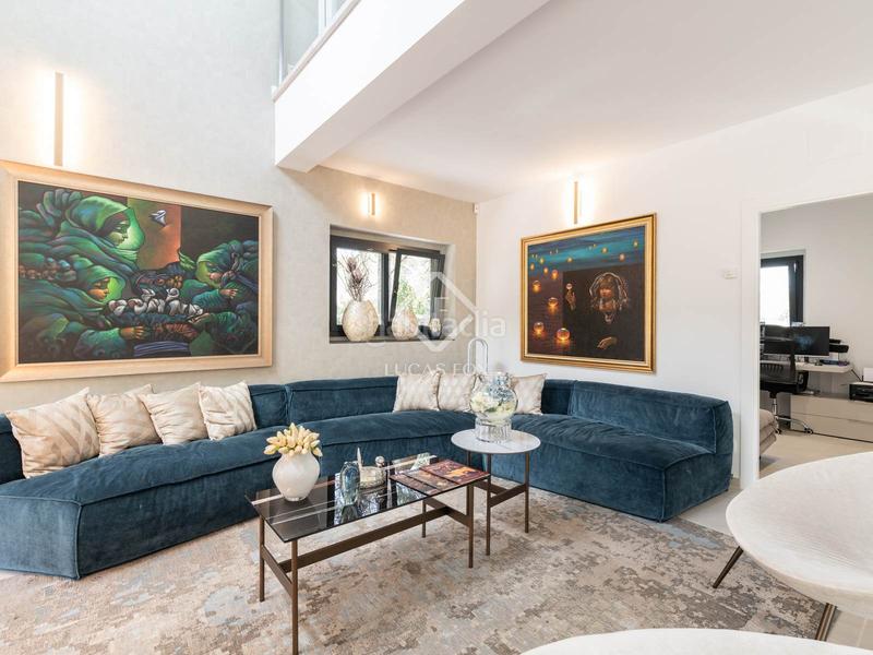 Foto 3c0d6809-f2d0-4bb3-8159-df8c4c83e5b7. Chalet casa en excelentes condiciones de 8 dormitorios en venta en Begues