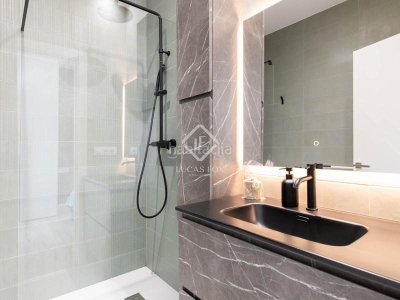 Foto 4bdfb14d-a29b-4c34-8742-42260f4893c3. Chalet casa en excelentes condiciones de 8 dormitorios en venta en Begues