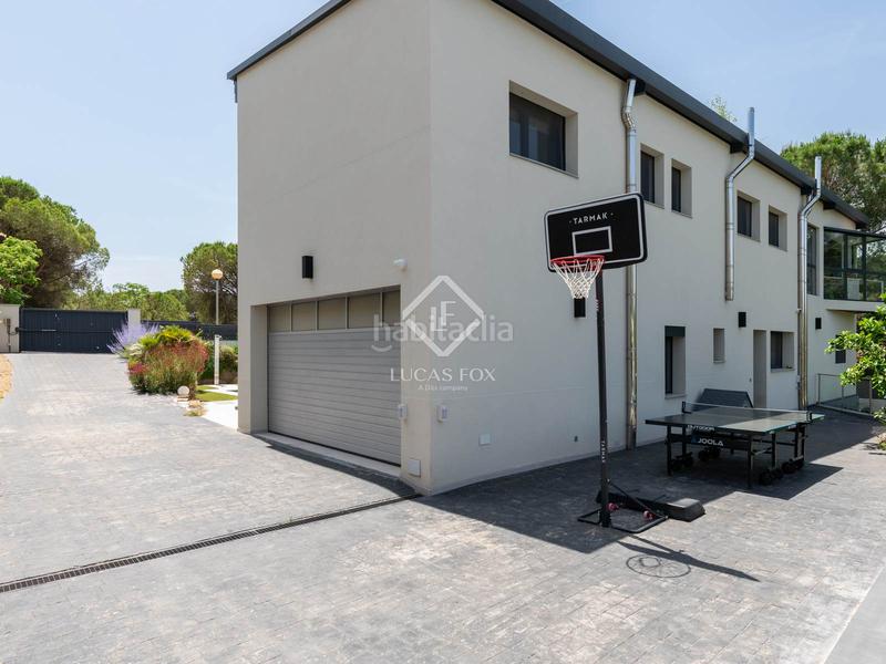 Foto 7374baee-cf9a-4c3b-a2ac-4b6d3954b4fd. Chalet casa en excelentes condiciones de 8 dormitorios en venta en Begues