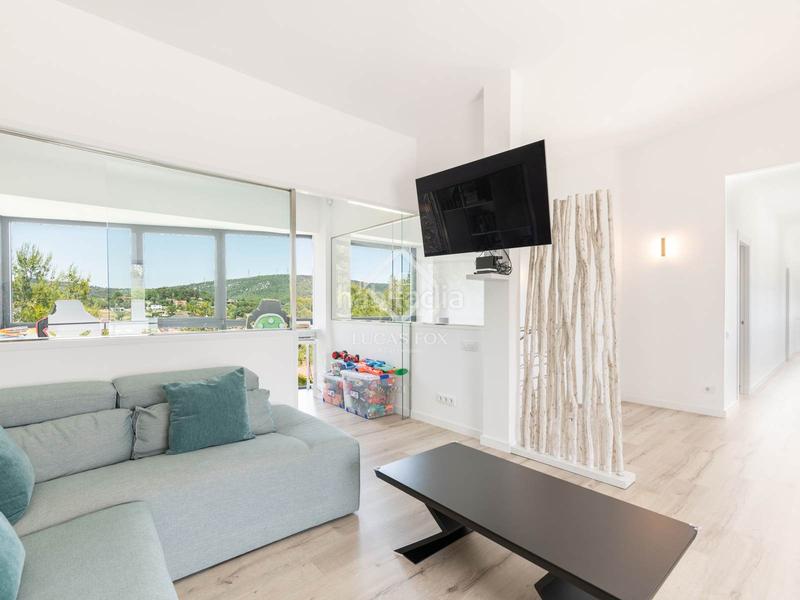 Foto 8640454d-7588-4531-8f79-add9c43f3111. Chalet casa en excelentes condiciones de 8 dormitorios en venta en Begues