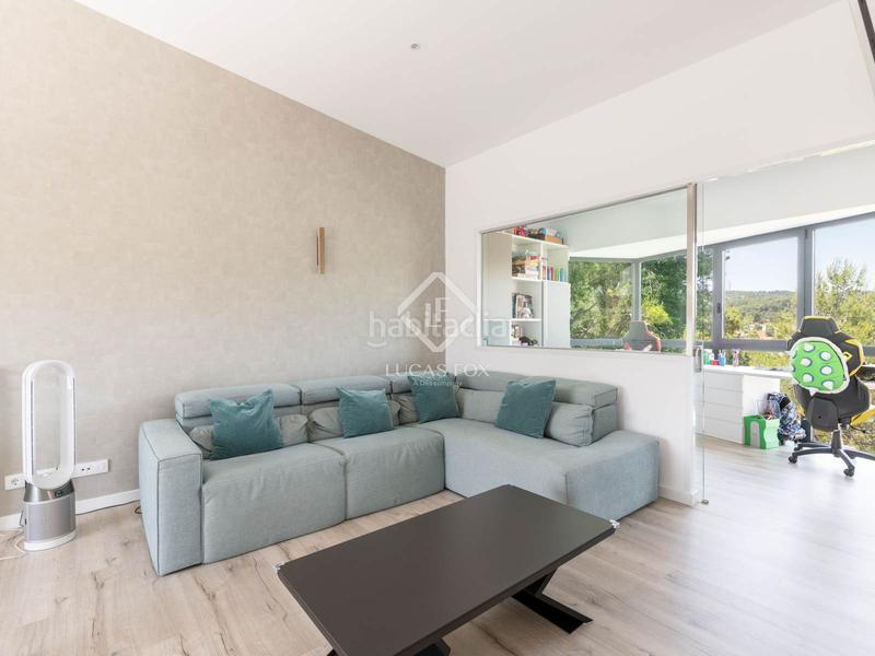 Foto c160e33d-8015-450b-831c-72aaf9553756. Chalet casa en excelentes condiciones de 8 dormitorios en venta en Begues
