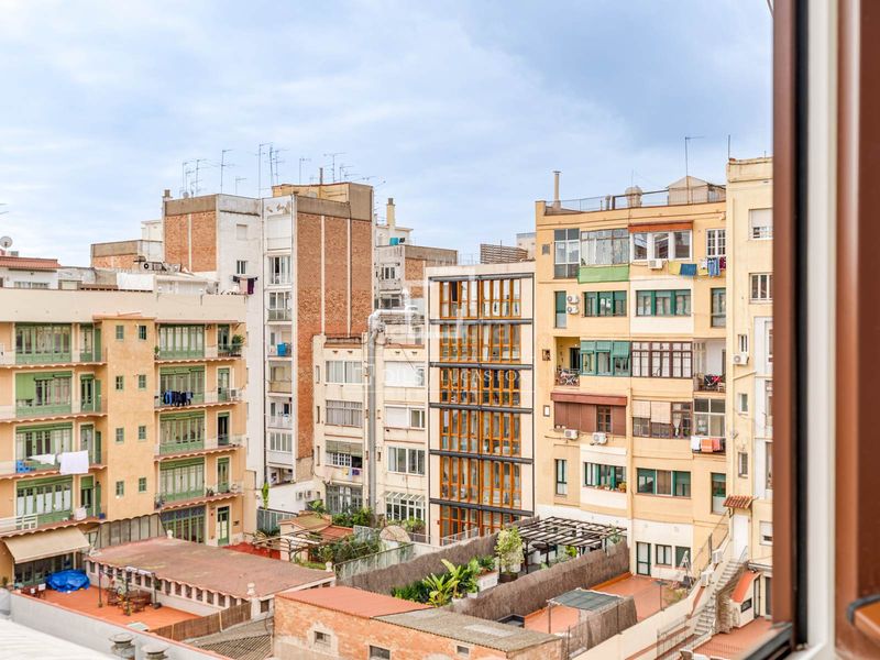 Foto 24a7281c-98cc-47d2-ba46-d964b8bd21f3. Pis amb calefacció aparcament a Dreta de l´Eixample Barcelona