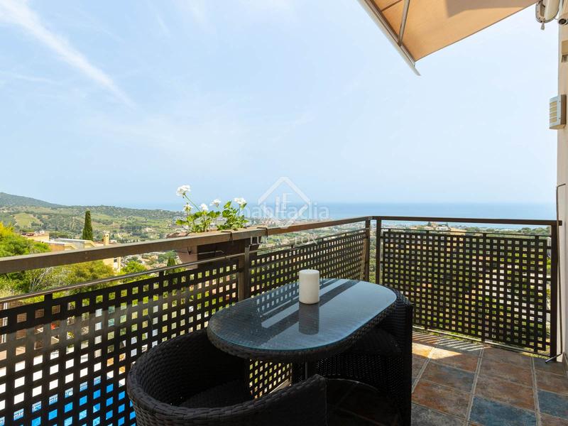 Foto 2a8386fc-d2c6-477a-b592-c079e70755e7. Chalet casa villa de 4 dormitorios y con vistas al mar en venta , barcelona en Alella