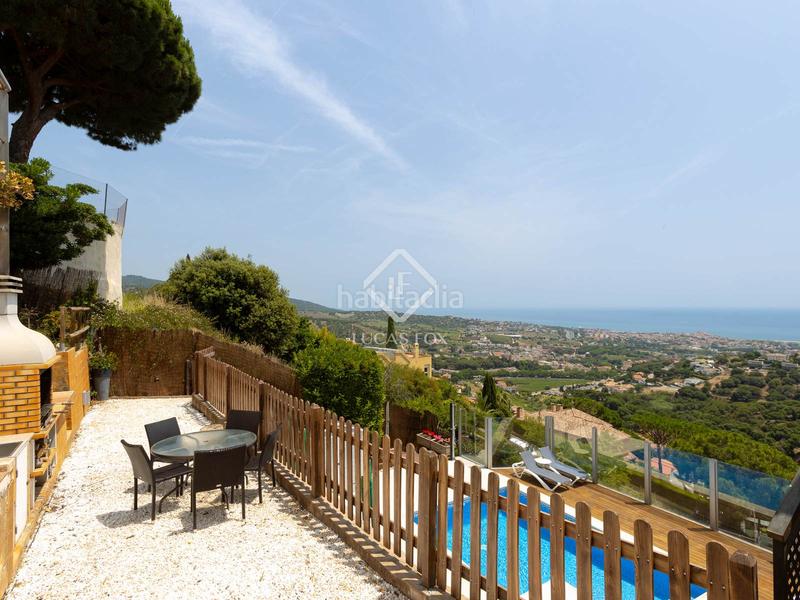 Foto 877da82f-0d99-406e-baa0-7d3cb23b6c9e. Chalet casa villa de 4 dormitorios y con vistas al mar en venta , barcelona en Alella
