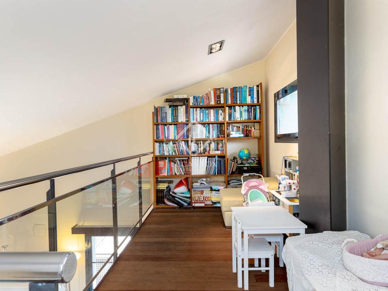 Foto f0f9b697-ad00-4a15-b335-27be5603d93e. Chalet casa villa de 4 dormitorios y con vistas al mar en venta , barcelona en Alella