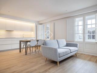 Rent Flat in Dreta de l´Eixample. Piso en excelentes condiciones de 3 dormitorios en alquiler en e