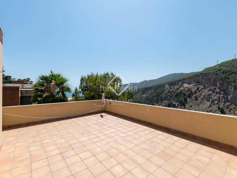 Foto 9185e743-576b-4351-9b83-a08896088759. Chalet villa de 4 dormitorios con vistas panorámicas en venta en botigues en Sitges
