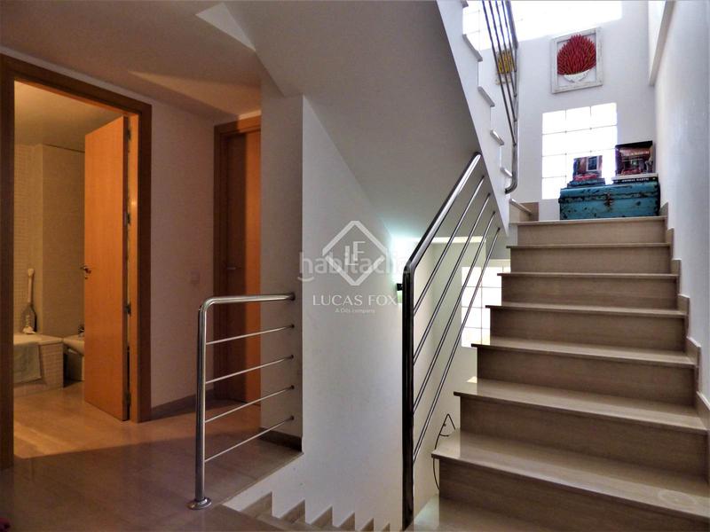 Foto cbb7f9b0-7206-4828-a9ee-f305daa4a4e7. Chalet villa de 4 dormitorios con vistas panorámicas en venta en botigues en Sitges