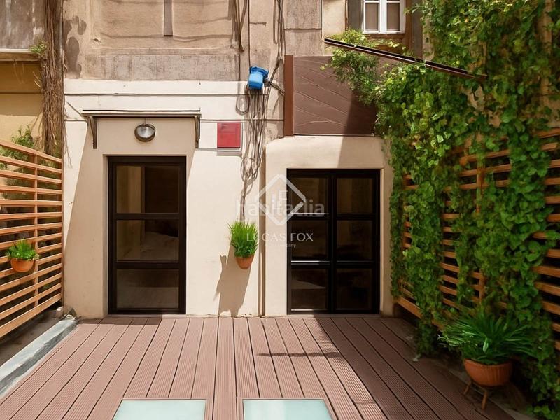 Foto f0ab8014-529a-4090-9a48-2d859e7f45e9. Piso  en excelentes condiciones de 2 dormitorios con 36m terraza en venta en gótico en Barcelona