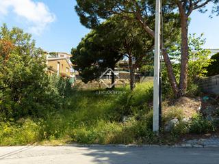 Landgut in Premià de Dalt. Parcela urbana en venta en premià de dalt  495 m de oportunidad