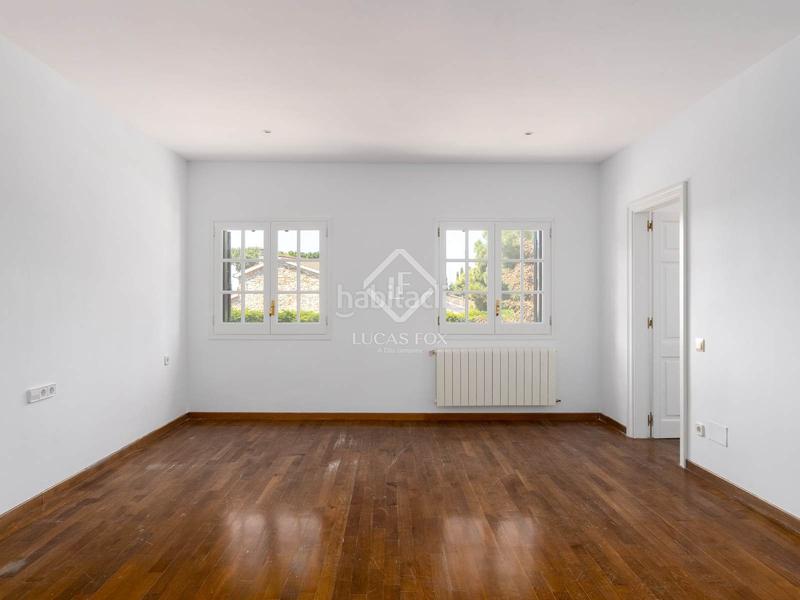 Foto 2b1c256c-128f-4812-b63f-6d00c9156360. Chalet casa de estilo villa toscana en venta en Rocaferrera, en Sant Andreu de Llavaneres