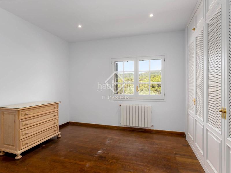 Foto 5f595dbc-0cc2-4bf0-b22d-d6d64983f822. Chalet casa de estilo villa toscana en venta en Rocaferrera, en Sant Andreu de Llavaneres