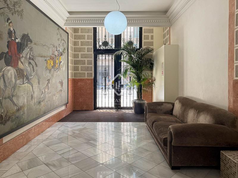 Foto 2a290f2f-713d-484c-bde3-87318aec1897. Location appartement dans St. Pere - Sta. Caterina - El Born Barcelona