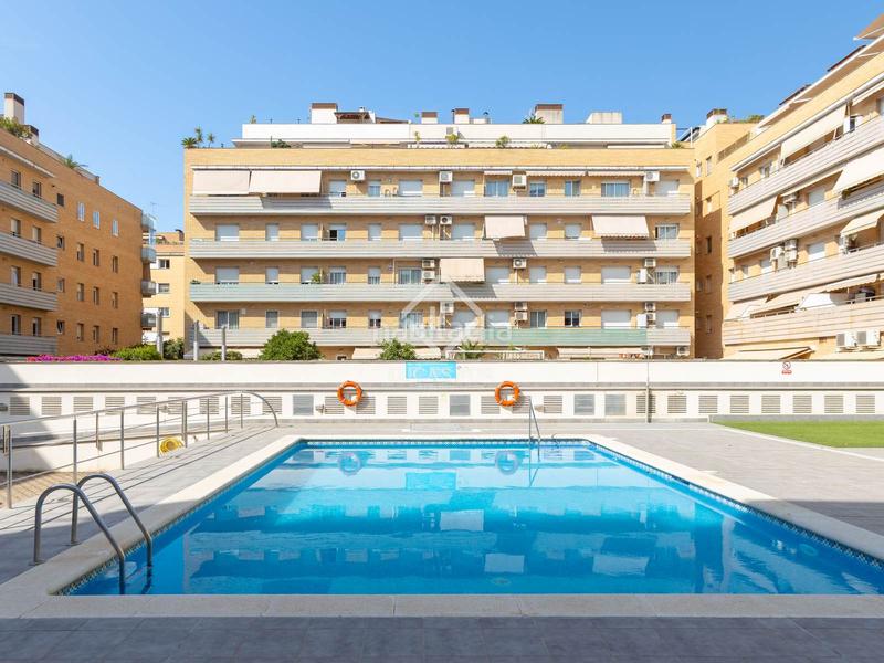 Foto cd81e6f4-4247-4c30-b550-a0c57f7f7438. Pis amb calefacció aparcament piscina a Via Europa - Parc Central Mataró