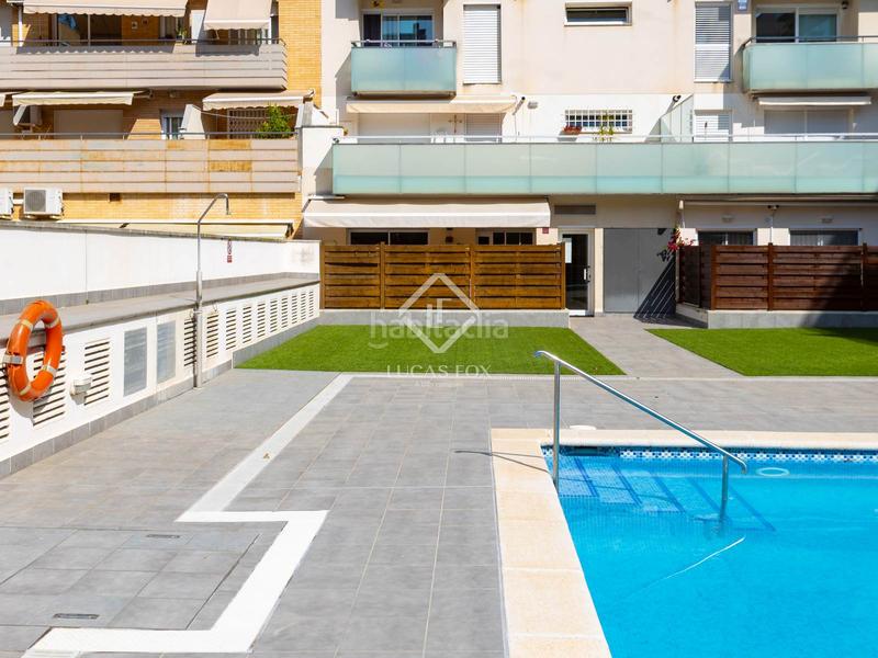 Foto ee37b8ef-b3ac-453c-880b-cda28136beff. Pis amb calefacció aparcament piscina a Via Europa - Parc Central Mataró