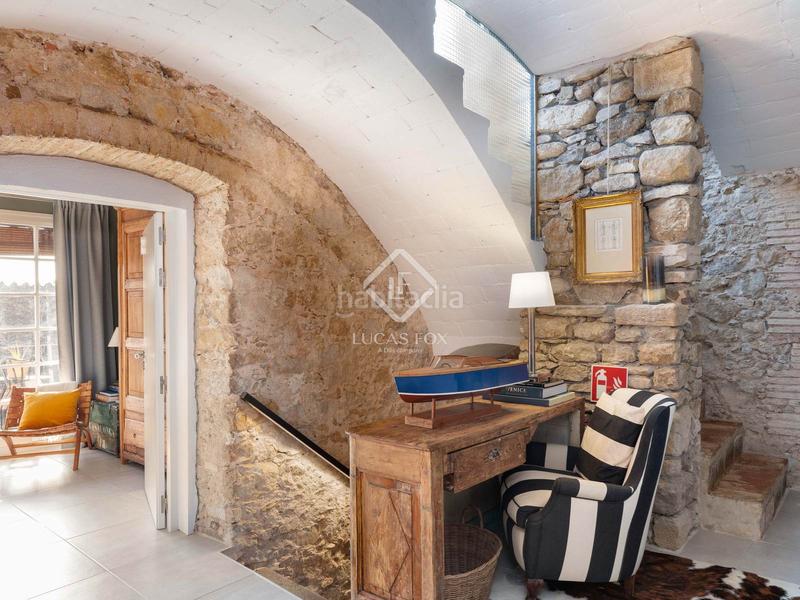 Foto 2e3d5b97-1d89-42a2-a8e7-208caa965502. Chalet casa con encanto en venta en el corazón del baix empordà ideal como residencia privada o como proyecto de alojamiento turístico en Bisbal d´Empordà (La)