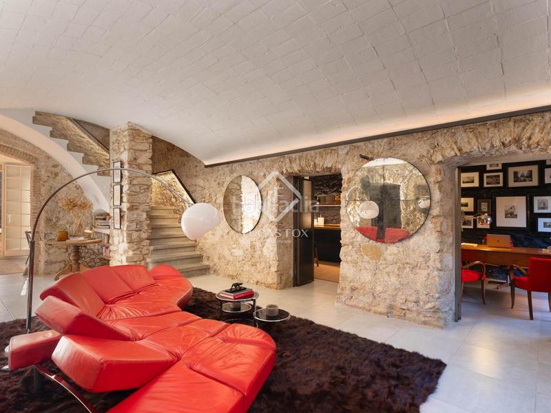 Foto 7b3ad7cc-5ee0-41cf-8775-0d898005acdb. Chalet casa con encanto en venta en el corazón del baix empordà ideal como residencia privada o como proyecto de alojamiento turístico en Bisbal d´Empordà (La)