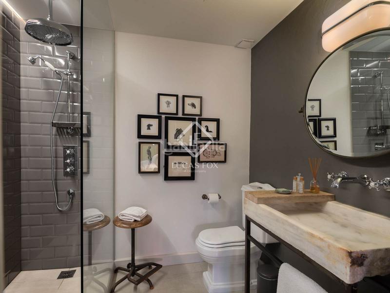 Foto b22140f6-5b8b-4b17-a071-3fdbbfebe29e. Chalet casa con encanto en venta en el corazón del baix empordà ideal como residencia privada o como proyecto de alojamiento turístico en Bisbal d´Empordà (La)