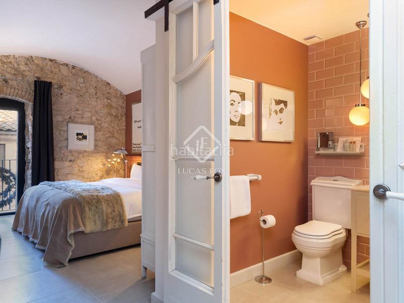 Foto d4a19833-2fce-4d21-81f6-652cc0e74acc. Chalet casa con encanto en venta en el corazón del baix empordà ideal como residencia privada o como proyecto de alojamiento turístico en Bisbal d´Empordà (La)