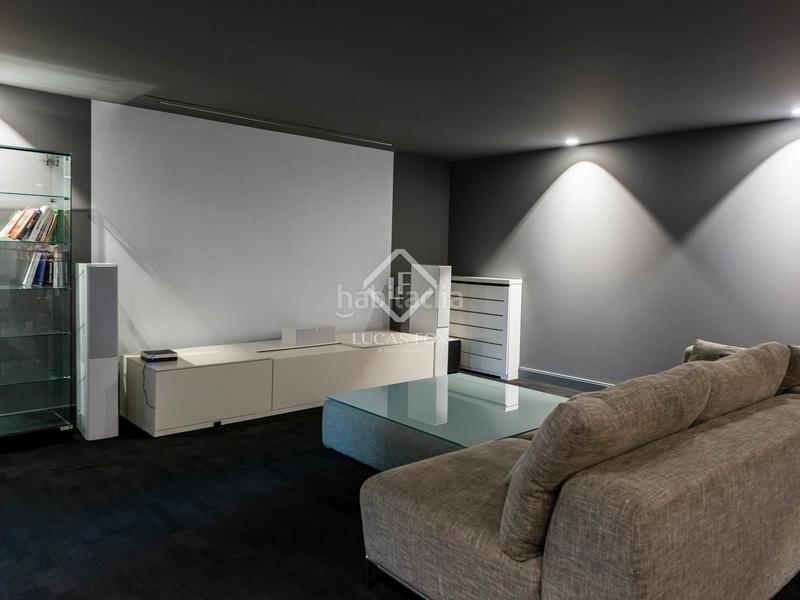 Foto 5873eb44-7dc4-44d7-add5-8404ec31f8cd. Alquiler chalet casa en excelentes condiciones con vistas al mar en alquiler en Bellamar en Castelldefels