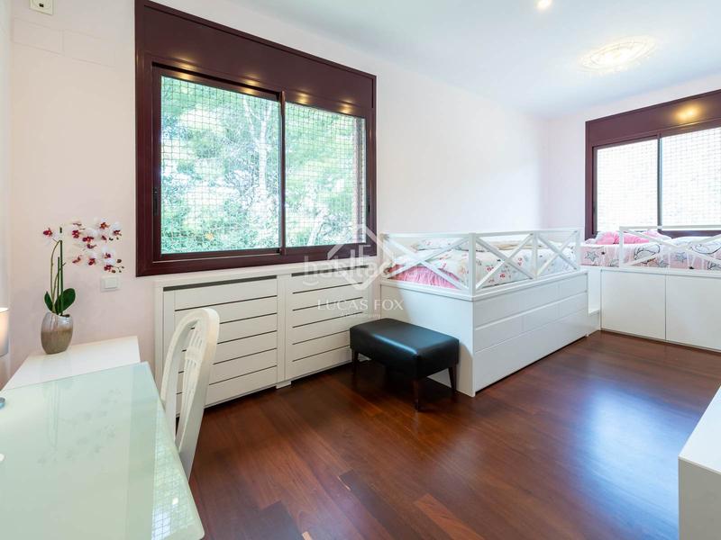 Foto 91e27ec7-1224-4f4d-91d3-2d1936f44efe. Alquiler chalet casa en excelentes condiciones con vistas al mar en alquiler en Bellamar en Castelldefels