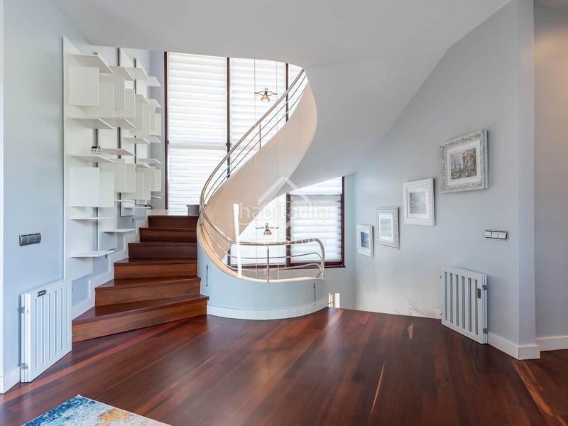 Foto ce1e548e-1c5f-4e16-99f3-1542dcdeb575. Alquiler chalet casa en excelentes condiciones con vistas al mar en alquiler en Bellamar en Castelldefels