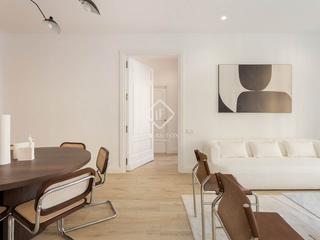 Piso en Gòtic. Piso en excelentes condiciones de 3 dormitorios en venta en góti