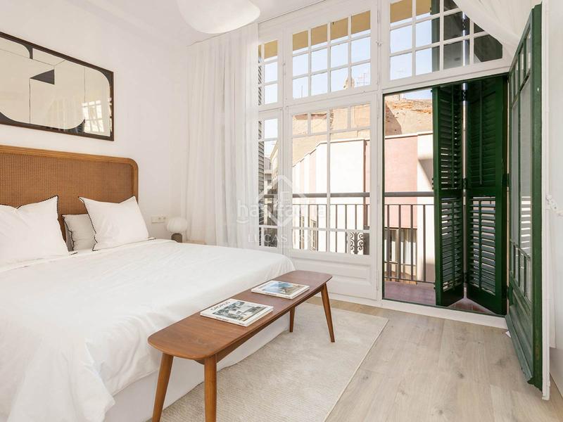 Foto 1b97402d-2430-4f58-87a7-d9c9b0c1478f. Piso  en excelentes condiciones de 3 dormitorios en venta en gótico, en Barcelona