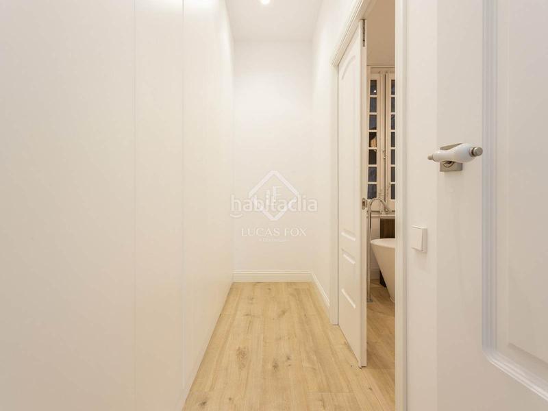 Foto 3e8a9b5b-2c00-4d8c-a749-bb81ddd496f9. Piso  en excelentes condiciones de 3 dormitorios en venta en gótico, en Barcelona