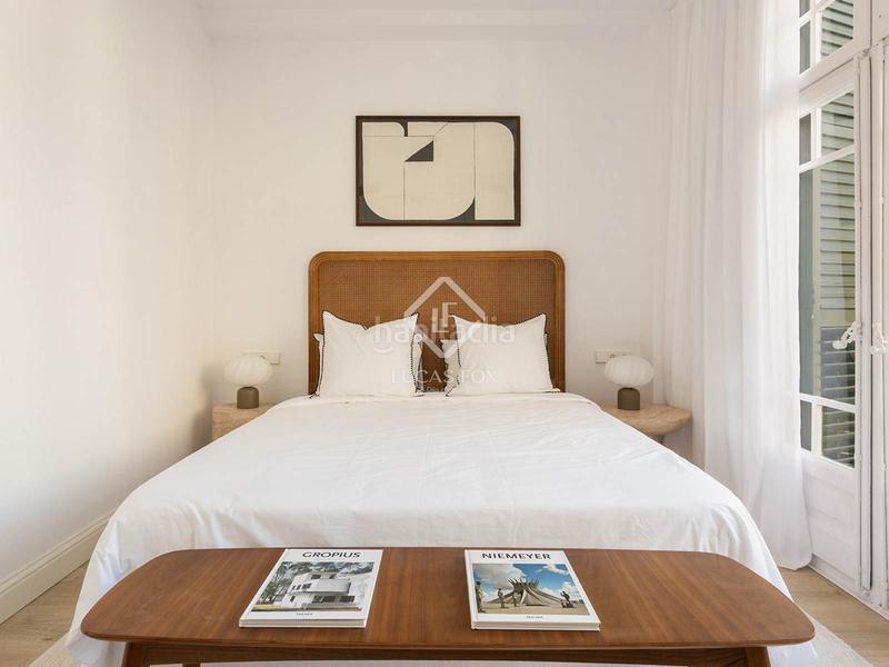 Foto 56e8850f-fe99-4779-a0e7-bd1022e3c976. Piso  en excelentes condiciones de 3 dormitorios en venta en gótico, en Barcelona
