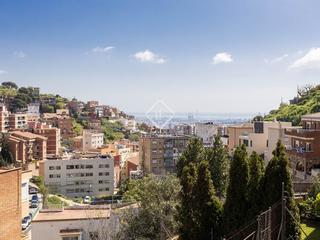 Chalet à Sant Genís dels Agudells. Casa unifamiliar al pie de collserola