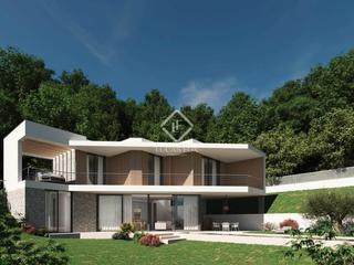 Xalet a Begur. Espectacular villa de obra nueva con 4 dormitorios y vistas a la