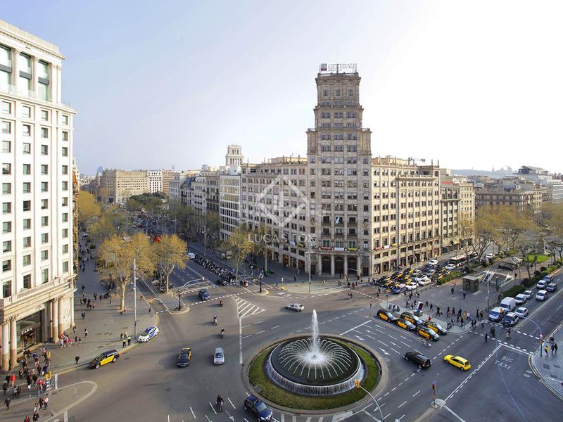 Foto 60003cb6-20e0-4ed0-8170-5b71d97787ad. Àtic amb aparcament a L´Antiga Esquerra de l´Eixample Barcelona