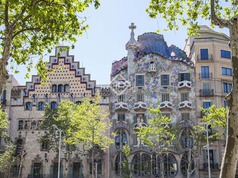 Foto 70f5d30a-ef48-4990-b6c9-71ed03924f5d. Àtic amb aparcament a L´Antiga Esquerra de l´Eixample Barcelona