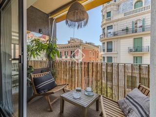 Appartement à Vila de Gràcia. Espectacular piso reformado con terraza en gran de gràcia.