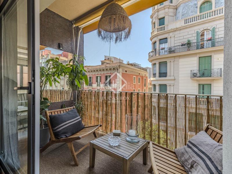 Foto 0af9fa78-5b7a-410f-96d3-770027f3b5a1. Piso espectacular piso reformado con terraza en gran de gràcia. en Barcelona