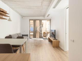 Miete Etagenwohnung in Raval. Propiedad para estrenar de obra nueva de 2 dormitorios y un baño