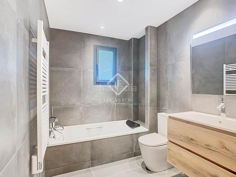 Foto 2883911c-691b-4bdb-b846-88114b4e6af0. Alquiler piso  en excelentes condiciones de 2 dormitorios con 12 m terraza en alquiler en escaldes en Escaldes-Engordany