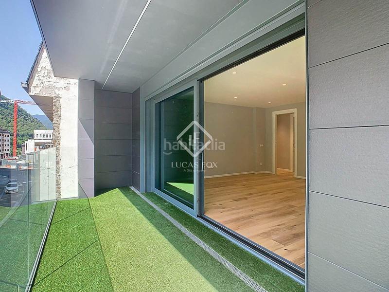 Foto d07aeeda-4f1c-4723-8833-2d10e69aa974. Alquiler piso  en excelentes condiciones de 2 dormitorios con 12 m terraza en alquiler en escaldes en Escaldes-Engordany