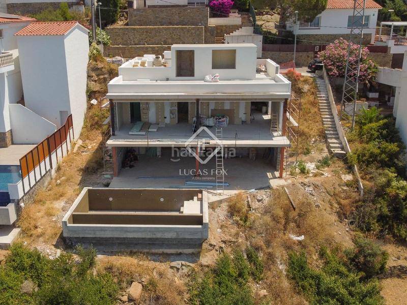 Foto 48a8207f-6472-495c-b340-8cd84127f5fe. Xalet amb calefacció aparcament piscina a Puig Rom-Canyelles-Almadrava Roses